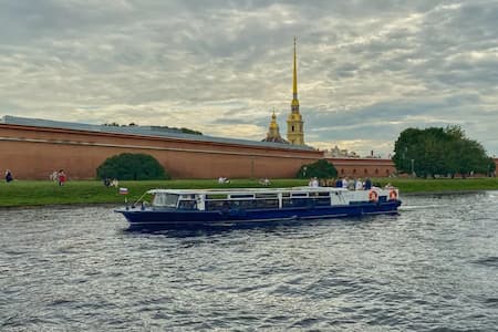 Теплоход Хемингуэй